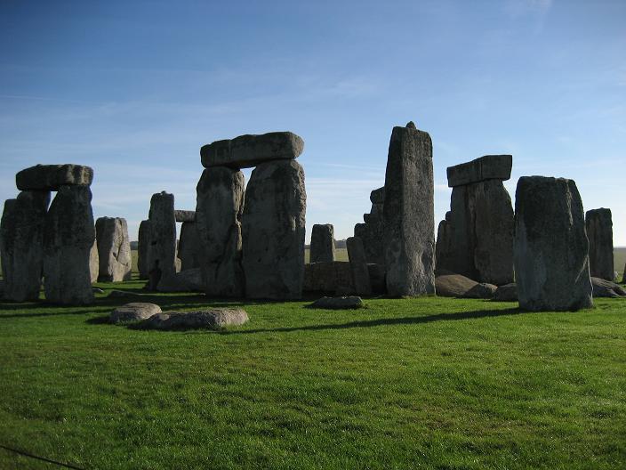 Stonehenge1.jpg